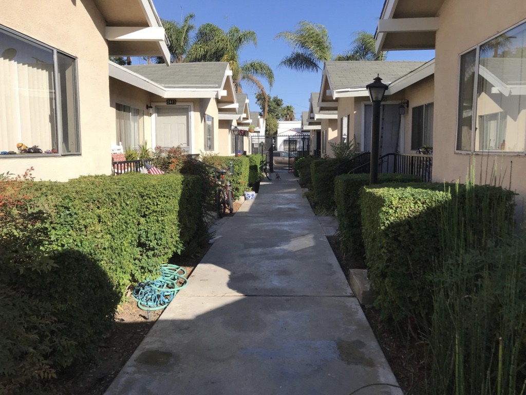 Property main image